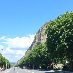 Melhor dia da semana para visitar Osasco