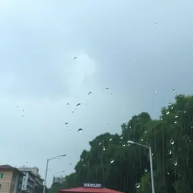 Previsão do tempo hoje para Osasco (SP): sol com muitas nuvens a nublado com chuva de manhã; tarde com temporal e noite chuvosa