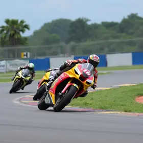 Osasquense termina em 7º no SuperBike Brasil em Interlagos